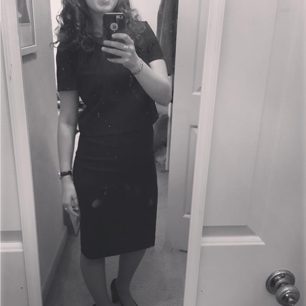 Size 8 POLO Ralph Lauren black pencil skirt